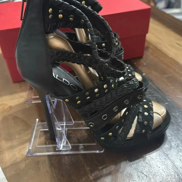ALDO Glamour Black Gold studded strapy High Heels - Picture 7 of 10